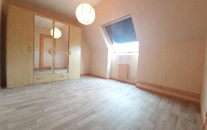 Maison CREIL (60100)  101 m2 225 000 € 