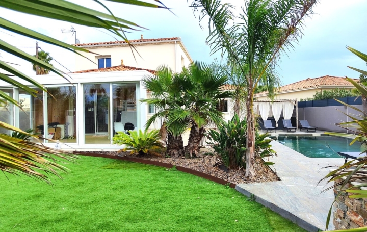 Villa AGDE (34300)  159 m2 820 000 € 