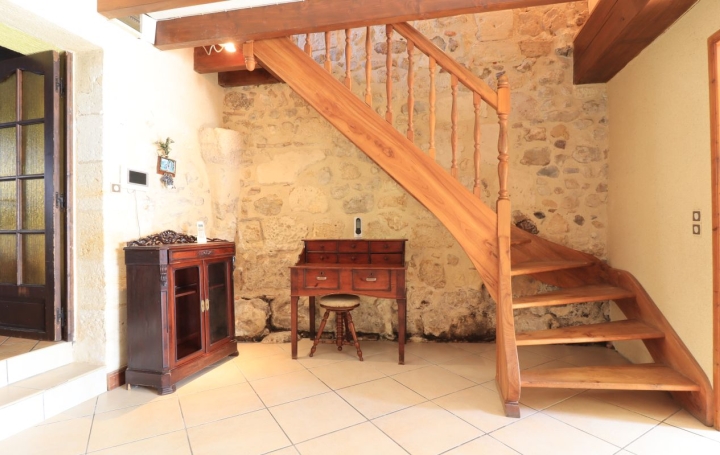 Maison LORMONT (33310)  135 m2 352 000 € 