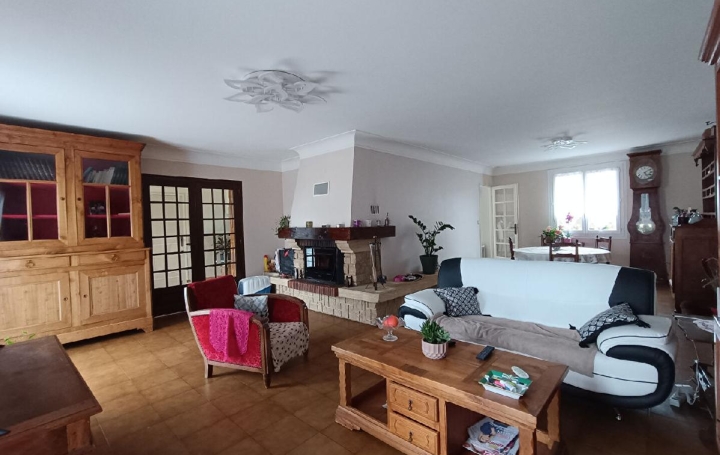 Maison LIMOGES (87000)  210 m2 294 000 € 