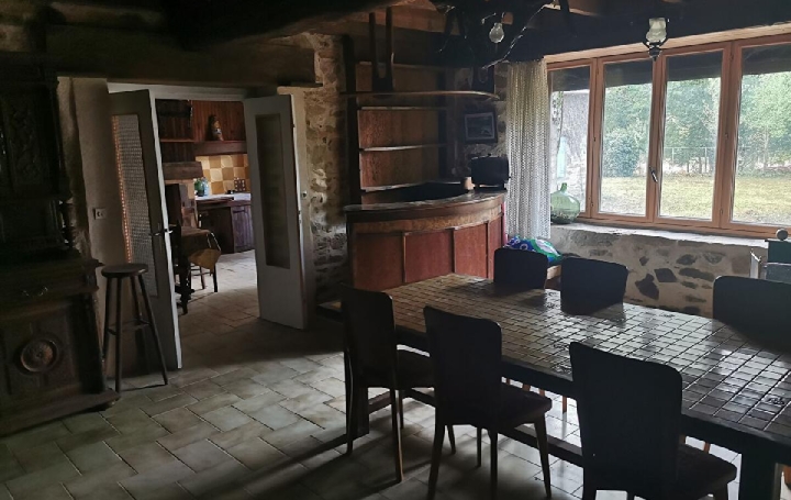 Maison CHAMPAGNAC-LA-RIVIERE (87150)  160 m2 50 000 € 