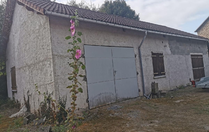 Immeuble LIMOGES (87100)  81 m2 232 100 € 