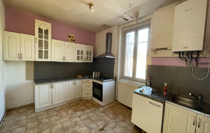 Immeuble LIMOGES (87100)  81 m2 232 100 € 