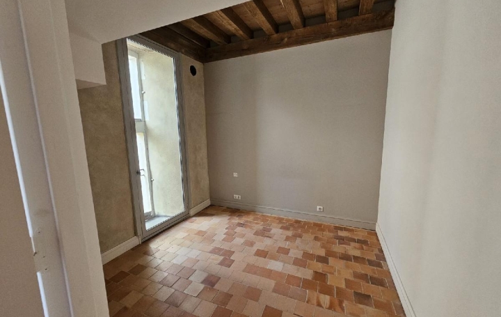 2 Pièces NANTES (44000)  63 m2 291 990 € 