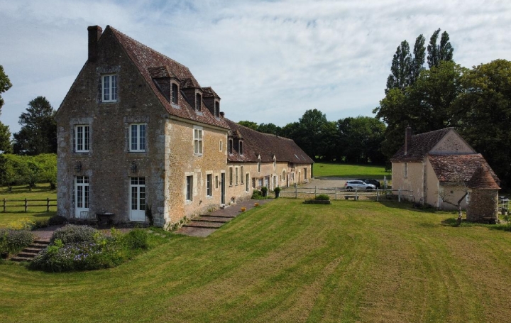 Maison / Villa NOGENT-LE-ROTROU (28400) 800 m<sup>2</sup> 1 520 000 € 