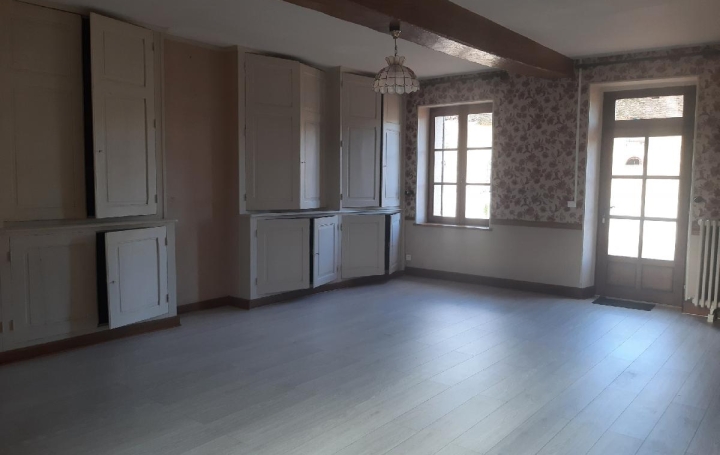 Maison SAINT-ULPHACE (72320)  173 m2 371 000 € 