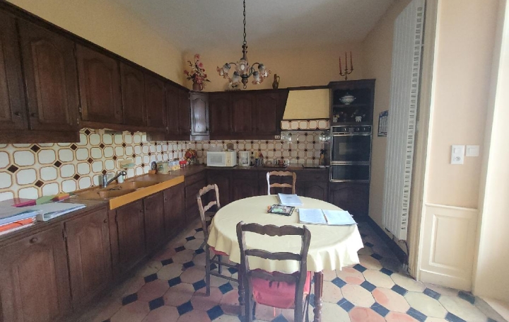 Maison CETON (61260)  182 m2 230 000 € 