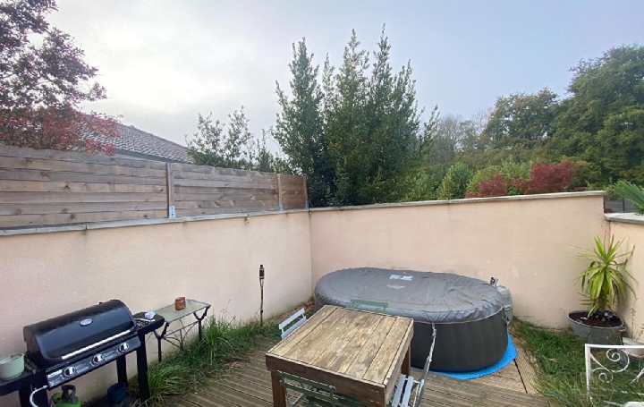 Maison MACON (71000)  53 m2 820 € 