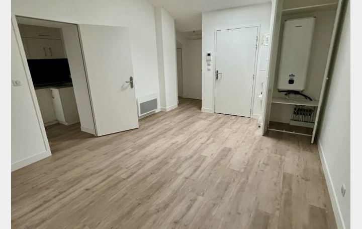 3 Pièces VERTOU (44120)  50 m2 785 € 