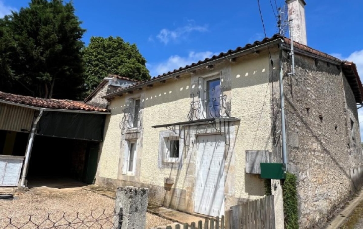 Réseau Immo-diffusion : Maison  NANTEUIL-EN-VALLEE  65 m2 62 000 € 