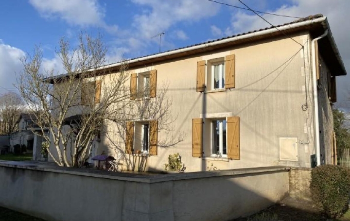 Maison NANTEUIL-EN-VALLEE (16700)  141 m2 319 150 € 