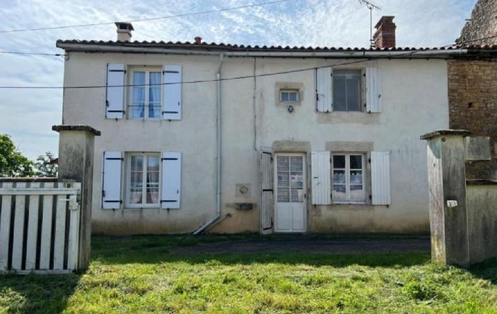 Maison NANTEUIL-EN-VALLEE (16700)  109 m2 65 000 € 