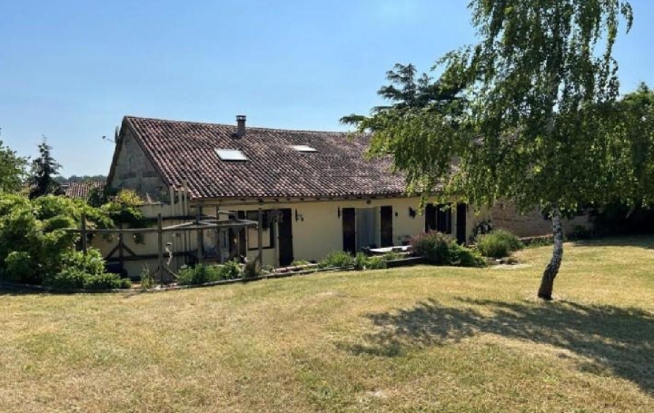 Maison CHARROUX (86250)  160 m2 237 760 € 