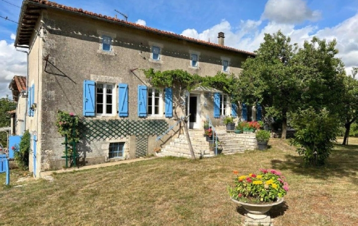 Réseau Immo-diffusion : Maison  CHAMPAGNE-MOUTON  145 m2 196 800 € 