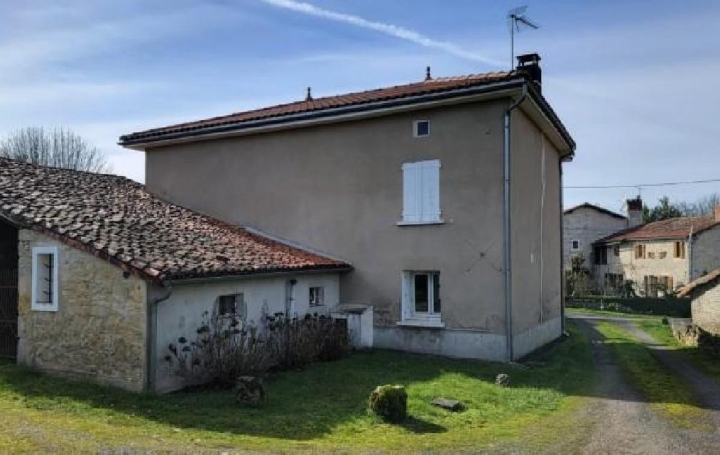 Maison CHAMPAGNE-MOUTON (16350)  111 m2 96 774 € 