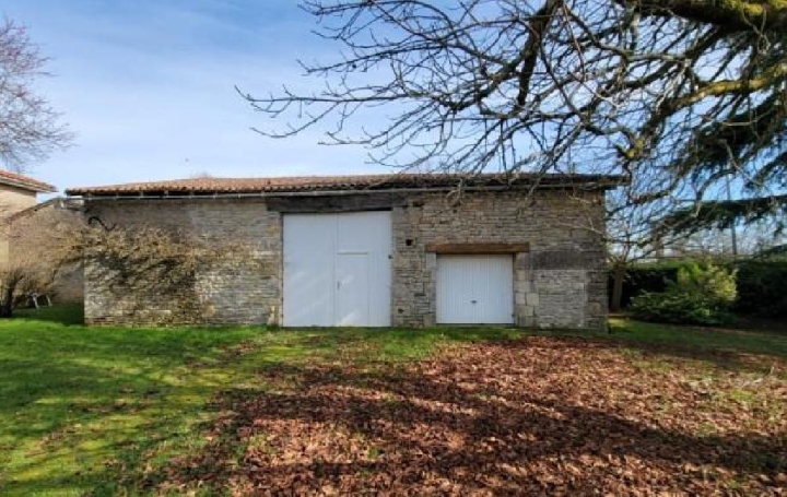 Maison CHAMPAGNE-MOUTON (16350)  111 m2 96 774 € 