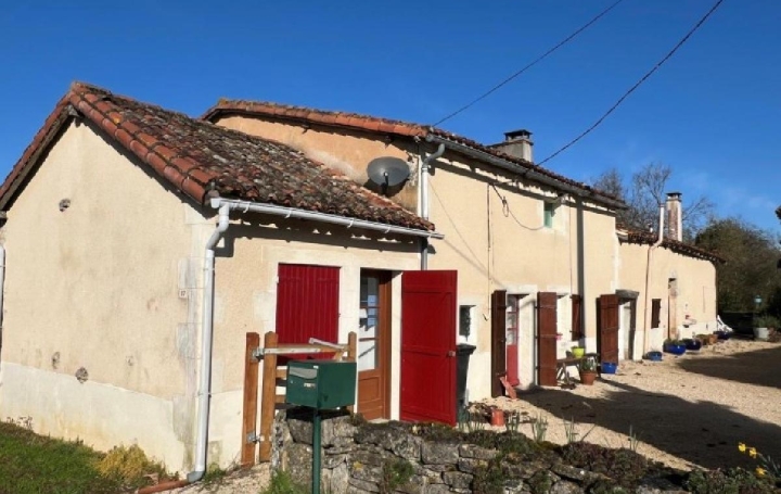 Réseau Immo-diffusion : Maison  CHARROUX  181 m2 185 000 € 