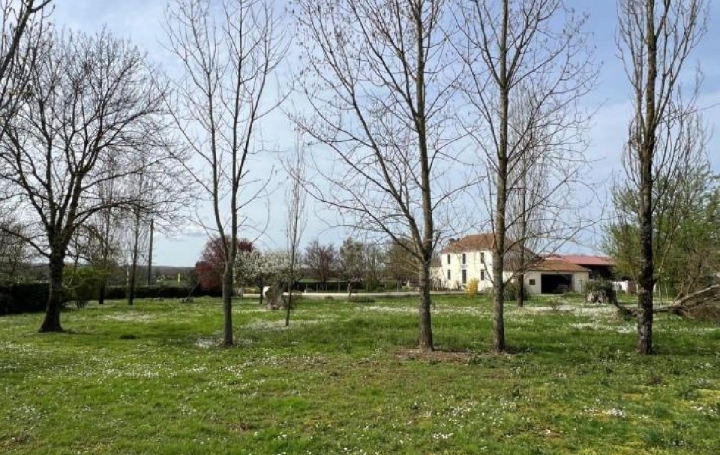 Maison VILLEFAGNAN (16240)  194 m2 199 950 € 