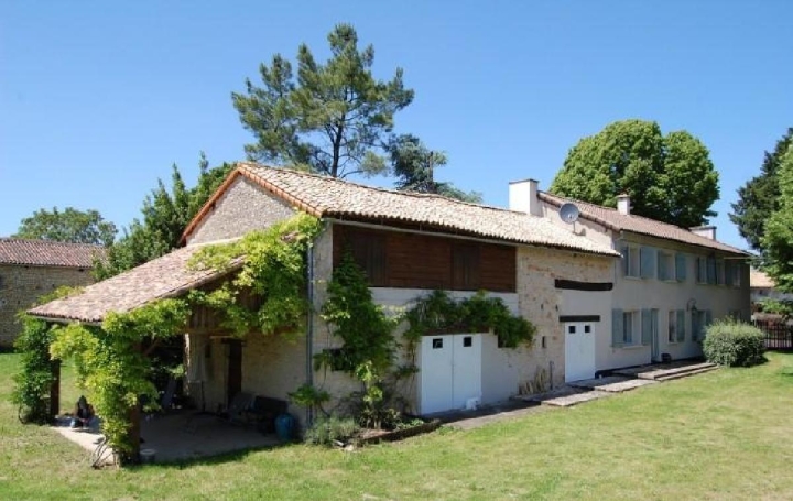 Maison / Villa BLANZAY (86400) 162 m<sup>2</sup> 255 000 € 