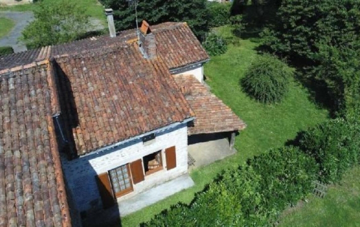 Maison CHAMPAGNE-MOUTON (16350)  84 m2 112 350 € 