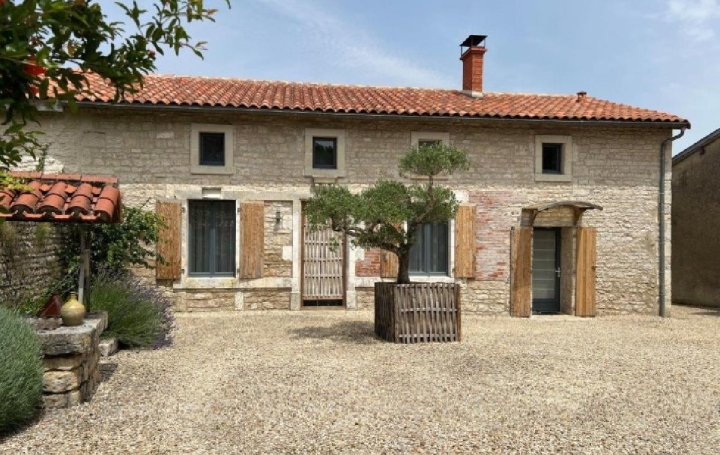 Maison VERTEUIL-SUR-CHARENTE (16510)  165 m2 249 950 € 