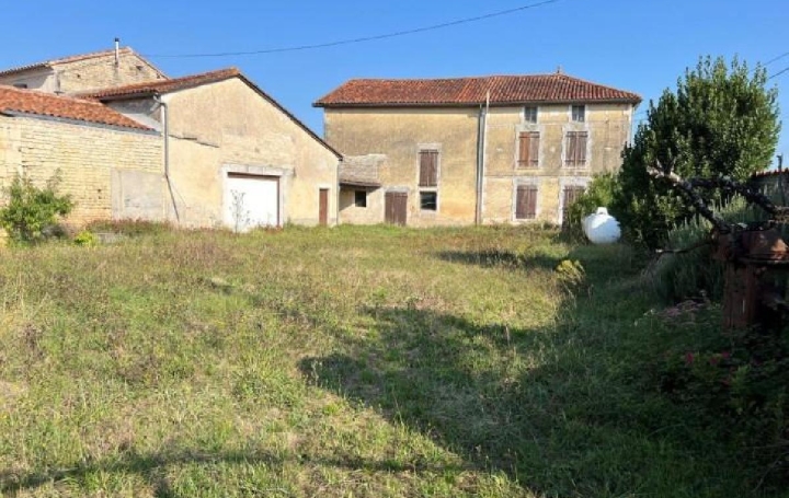 Maison VILLEFAGNAN (16240)  141 m2 96 750 € 