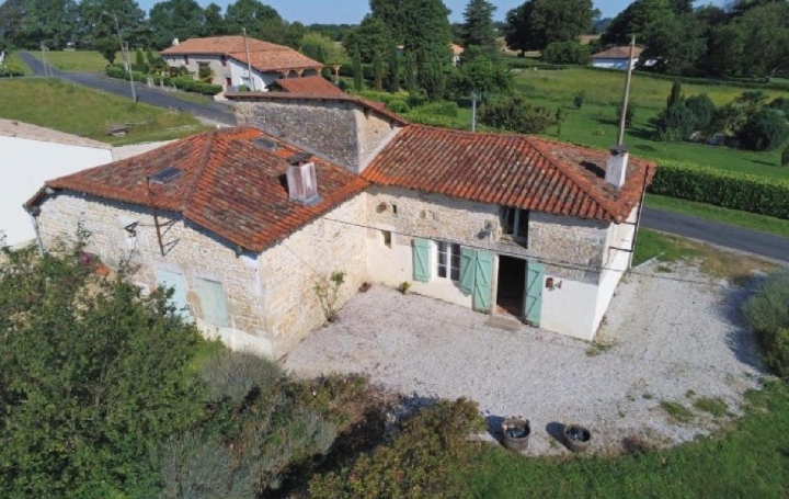 Réseau Immo-diffusion : Maison  CHAMPAGNE-MOUTON  73 m2 70 000 € 