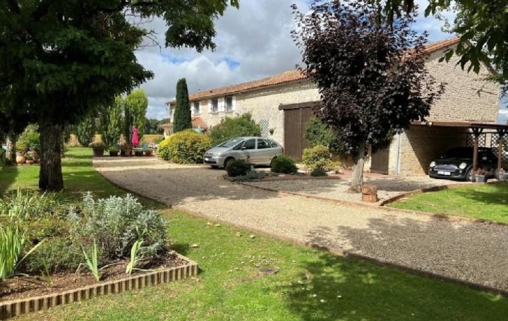 Maison VILLEFAGNAN (16240)  174 m2 249 950 € 