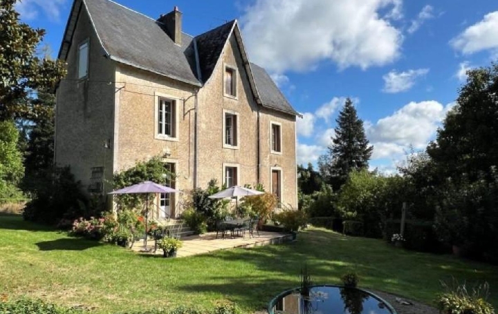 Maison CHARROUX (86250)  427 m2 550 000 € 