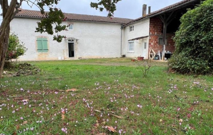 Maison NANTEUIL-EN-VALLEE (16700)  217 m2 159 575 € 