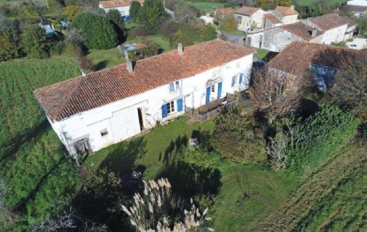 Maison NANTEUIL-EN-VALLEE (16700)  175 m2 127 500 € 