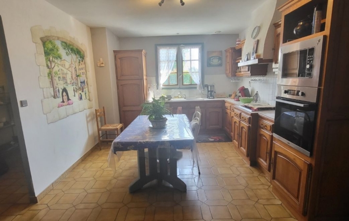 Maison SAINT-LAURS (79160)  131 m2 259 000 € 