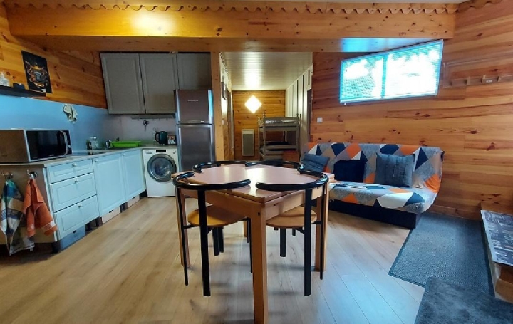 Réseau Immo-diffusion : Appartement P2  VAUJANY  42 m2 146 500 € 