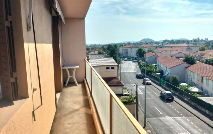 4 Pièces CLERMONT-FERRAND (63100)  69 m2 136 500 € 