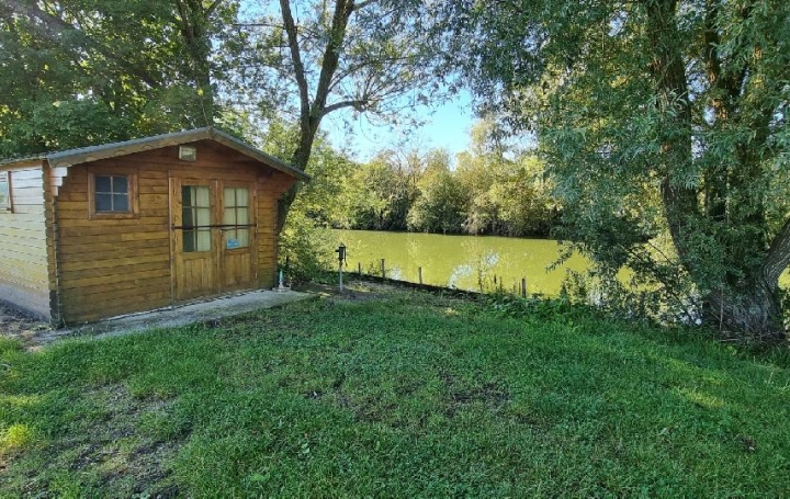 Réseau Immo-diffusion : Terrain  CUY  6 000 m2 94 000 € 