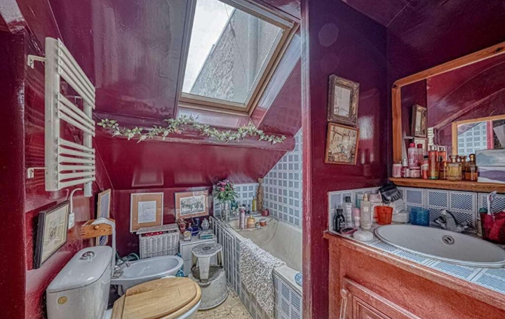 3 Pièces PARIS (75006)  51 m2 950 000 € 