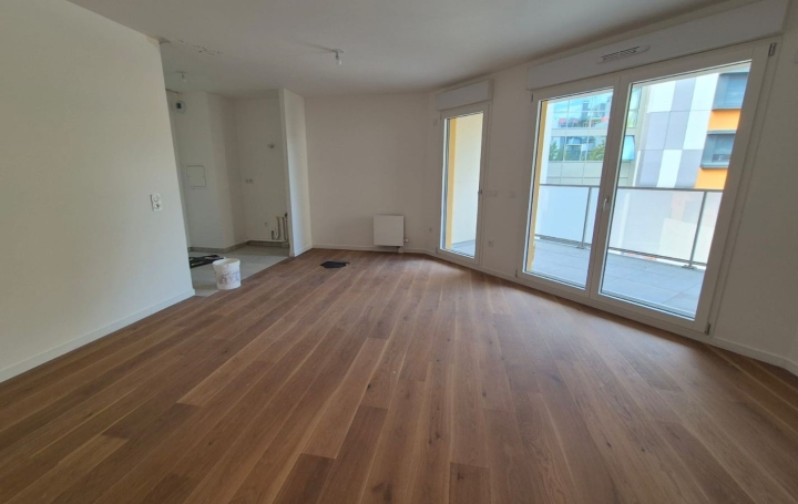 3 Pièces SURESNES (92150)  65 m2 559 000 € 