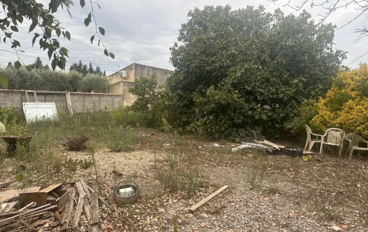 Terrain NIMES (30000)   129 000 € 