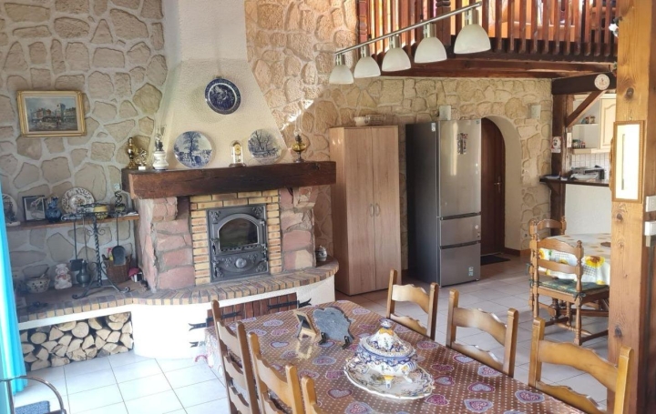 Maison DIEUZE (57260)  150 m2 234 000 € 