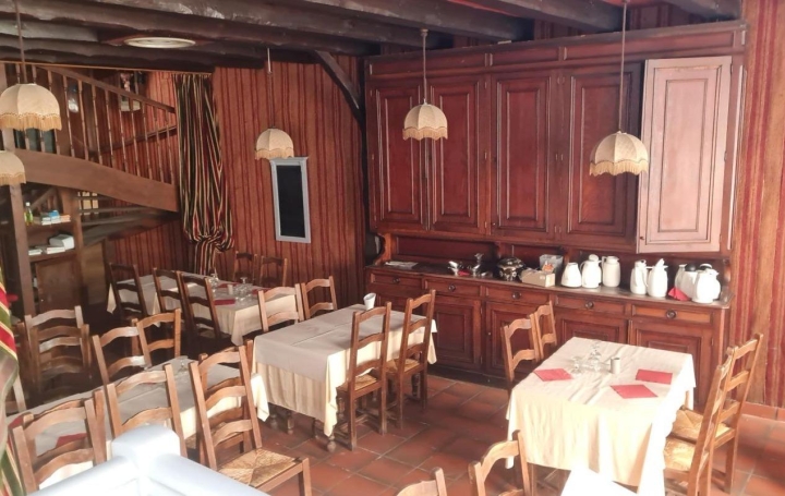 Local commercial DIEUZE (57260)  574 m2 70 000 € 