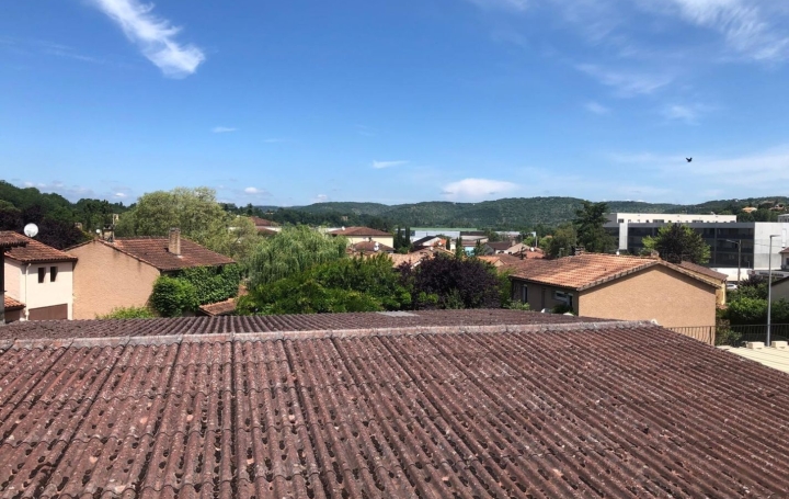 Local commercial CAHORS (46000)  130 m2 206 700 € 