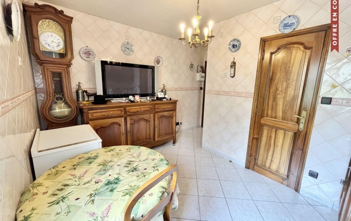 2 Pièces BAGNOLS-LES-BAINS (48190)  39 m2 44 000 € 