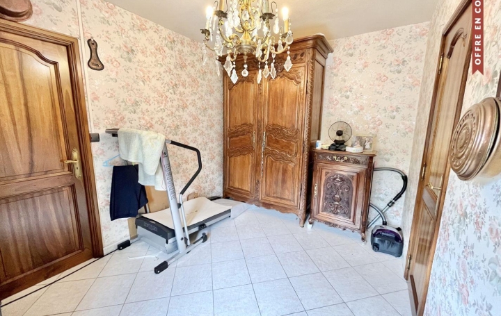 2 Pièces BAGNOLS-LES-BAINS (48190)  39 m2 44 000 € 