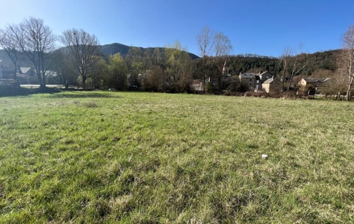 Terrain LES SALELLES (48230)   23 000 € 